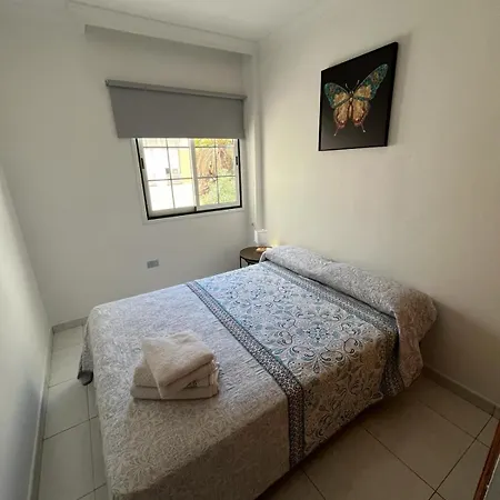 Retro Vintage Toscal Bus Stop 5p شقة *