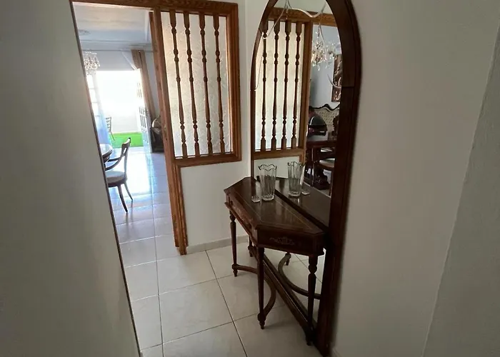 Retro Vintage Toscal Bus Stop 5p * Los Realejos