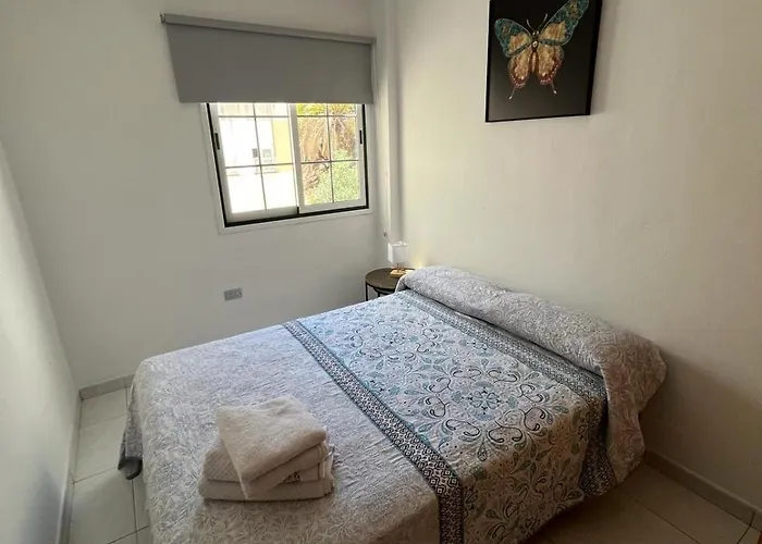 Retro Vintage Toscal Bus Stop 5p 아파트 *