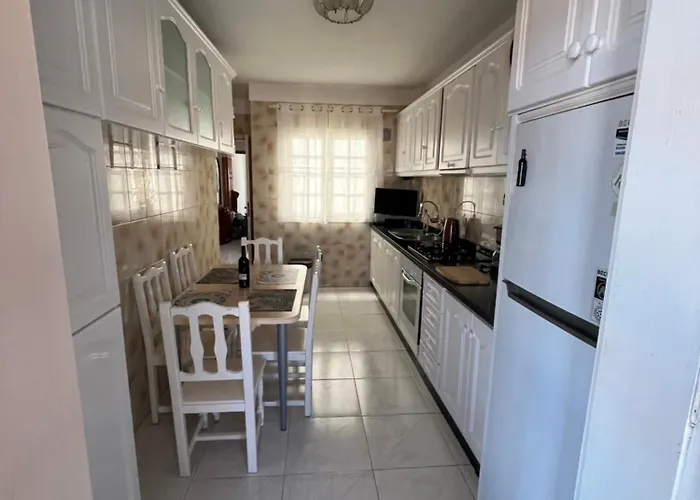 아파트 Retro Vintage Toscal Bus Stop 5p 로스 레알레호스