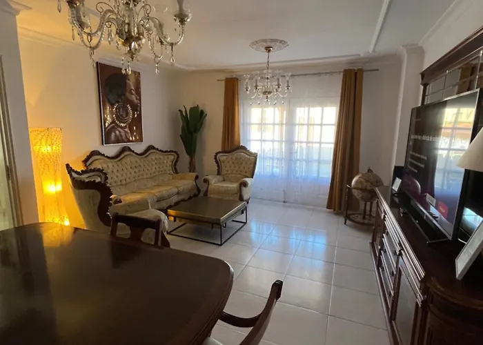 Retro Vintage Toscal Bus Stop 5p